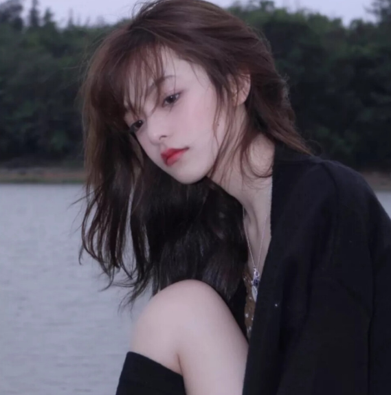 惨死重生后，成了渣男的白月光